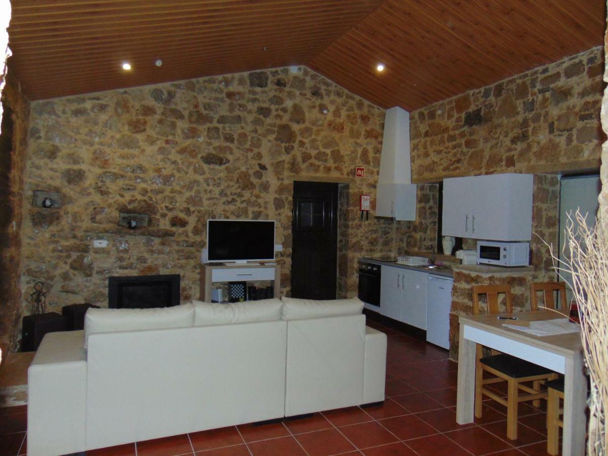 Casa Do Canto Casais dos Monizes Exterior photo